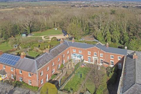 3 bedroom terraced house for sale, Lythwood Hall, Bayston Hill, Shrewsbury