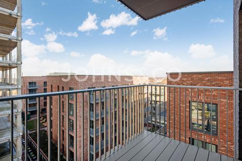 1 bedroom apartment to rent, The Green Quarter, Southall, London, UB1