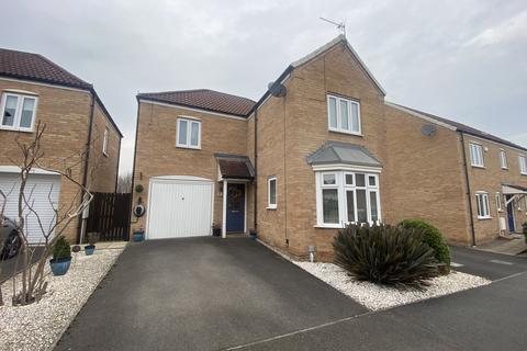 3 bedroom detached house for sale, Bellona Close, Hebburn, NE31 1FF