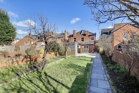 3 bedroom semi-detached house for sale, Hemdean Road, Caversham