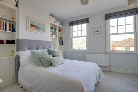 42 Hemdean Road, Caversham, Reading, RG4 7SU