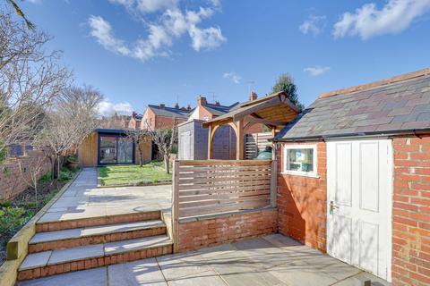 42 Hemdean Road, Caversham, Reading, RG4 7SU