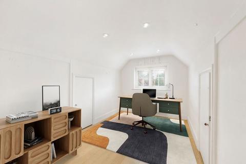 11 Walpole Road, Surbiton, KT6 6BU