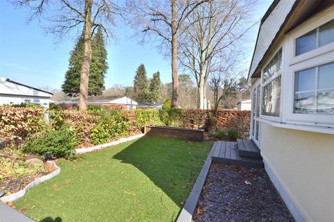 1 bedroom mobile home for sale, Rowan Dale, Grange Estate, Church Crookham GU52