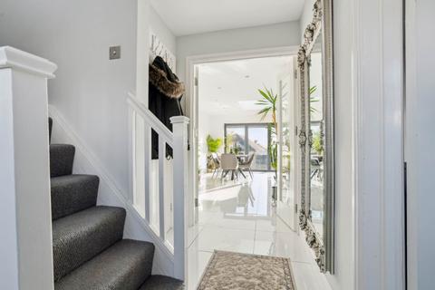 49 Devon Road, Watford, WD24 4HW
