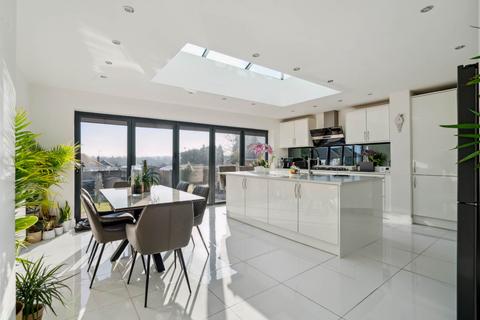49 Devon Road, Watford, WD24 4HW