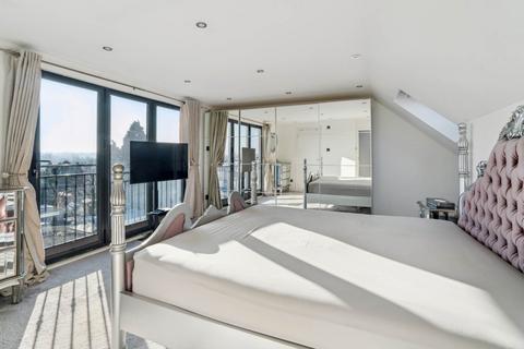 49 Devon Road, Watford, WD24 4HW