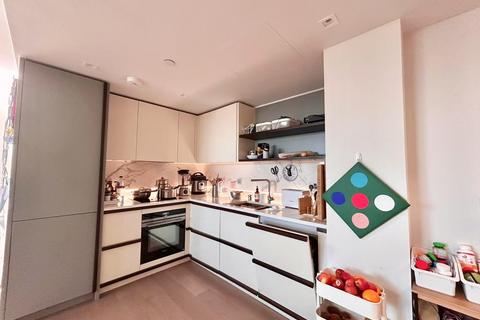 2 bedroom flat for sale, Garrett Mansions, London W2