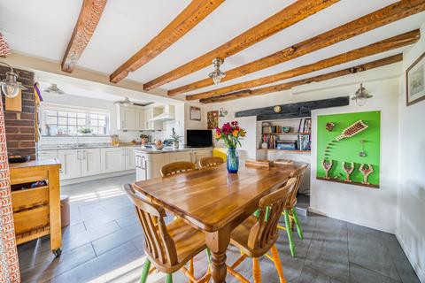 Redbrick Cottage Barnsole Road, Staple, Canterbury, CT3 1LE