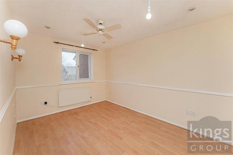 14 Liden Close, London, E17 8HQ