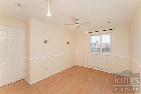 14 Liden Close, London, E17 8HQ