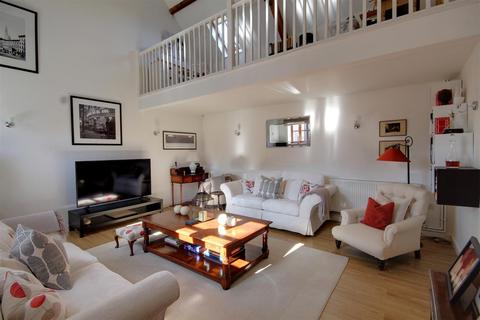 3 bedroom barn conversion for sale, The Scarr, Newent