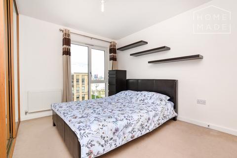 2 bedroom flat to rent, Barge Walk, Greenwich, SE10