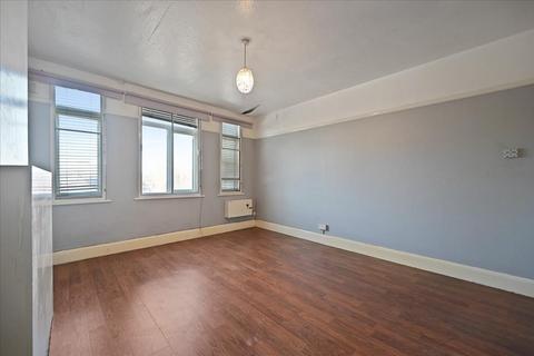 2 bedroom flat for sale, Chartley Parade, Neasden, NW2