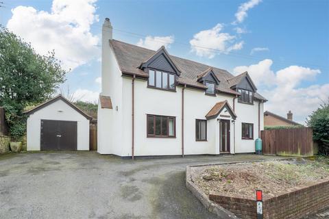 4 bedroom detached house to rent, Castle Hill, All Stretton