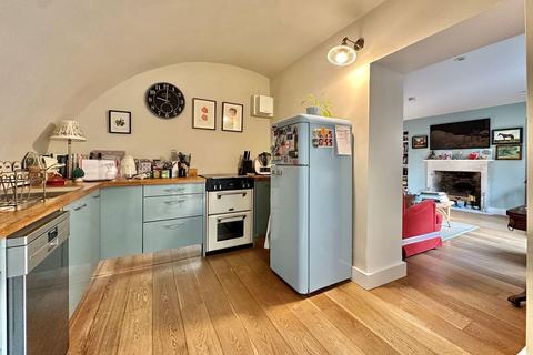 1 bedroom flat for sale, Sydney Place, Bath