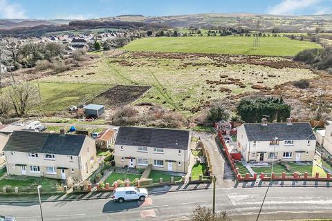 3 bedroom semi-detached house for sale, Heol Cattwg, Hengoed CF82