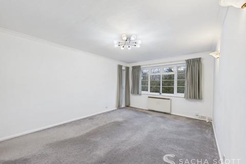 2 bedroom apartment to rent, Lancaster Court, Banstead, SM7