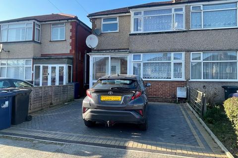 3 bedroom semi-detached house to rent, Wood End Gardens, Northolt UB5