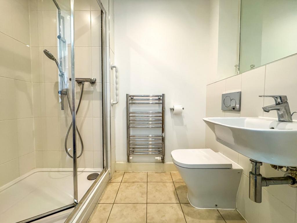 Ensuite