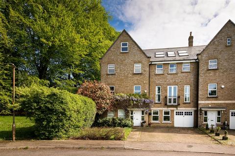 7 bedroom semi-detached house for sale, Ellis Fields, St. Albans