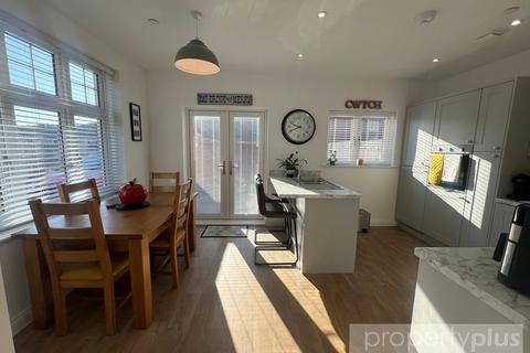undefined, Ffordd Maendy, Tonyrefail, Porth, Rhondda Cynon Taff, CF39