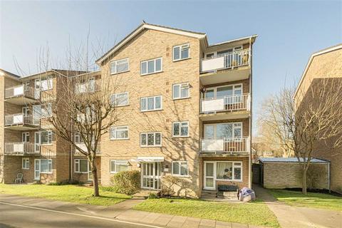 Elton Close, Kingston Upon Thames KT1