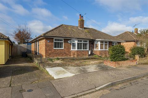 2 bedroom semi-detached bungalow for sale