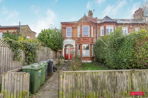 2 bedroom flat to rent, Turney Road London SE21