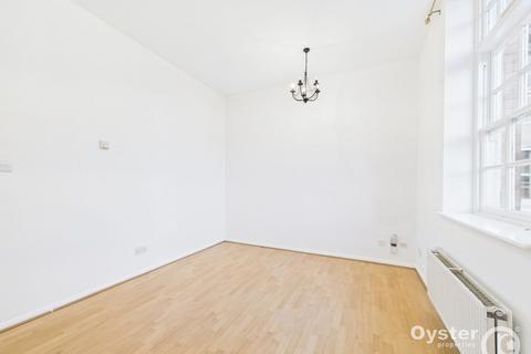 2 bedroom flat to rent, Tresilian Avenue, London, N21