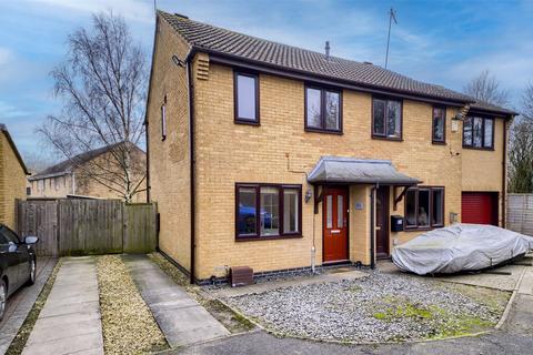 3 bedroom semi-detached house for sale, Winchester Close, Banbury, OX16