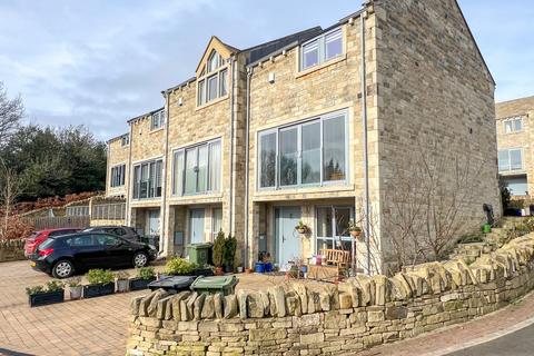 3 bedroom mews for sale, Deyne Brook Court, Holmfirth HD9