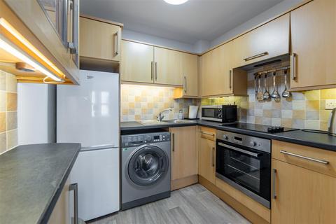 2 bedroom flat for sale, Meadowfield Park, Newcastle Upon Tyne NE20