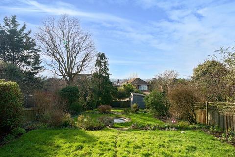 4 bedroom detached house for sale, Waddington Way, Crystal Palace