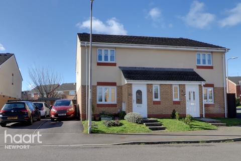 3 bedroom semi-detached house to rent, Churchwood, PONTYPOOL