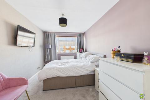 15a Erith Road, Belvedere, DA17 6HB