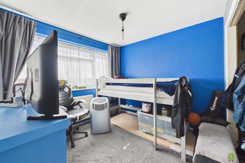 15a Erith Road, Belvedere, DA17 6HB