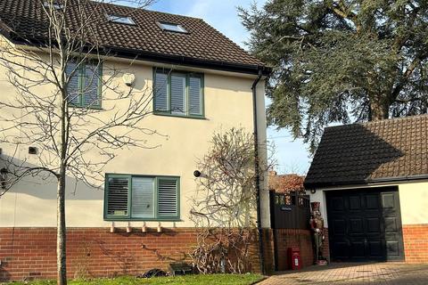 Mayflower Close, Coombe Dingle, Bristol, BS9