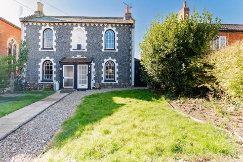 2 bedroom semi-detached house for sale, Chapel Street, Hingham