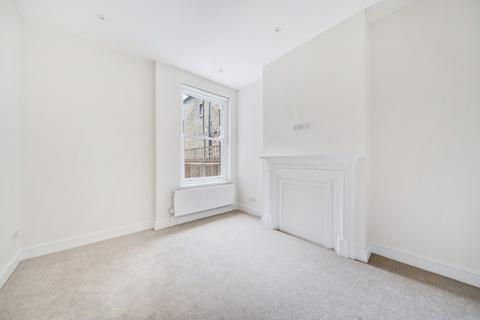 2 bedroom apartment to rent, Keslake Road London NW6