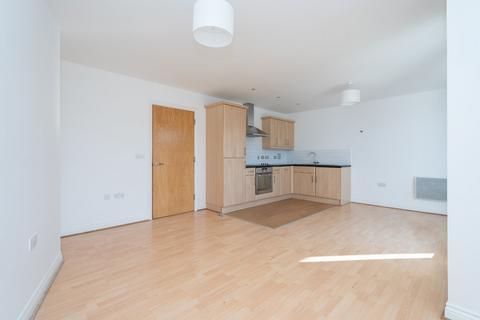 2 bedroom apartment to rent, Flat 77 Ashleigh Court, 29 Loates Lane, Watford, Hertfordshire, WD17