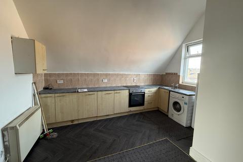 2 bedroom flat to rent, Normanton Road, Normanton DE23