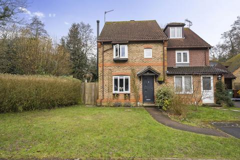 9 Swans Ghyll, Forest Row, RH18 5PA
