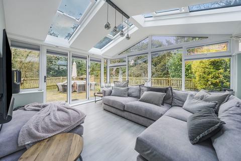 9 Swans Ghyll, Forest Row, RH18 5PA