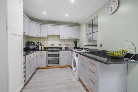 9 Swans Ghyll, Forest Row, RH18 5PA