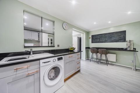 9 Swans Ghyll, Forest Row, RH18 5PA