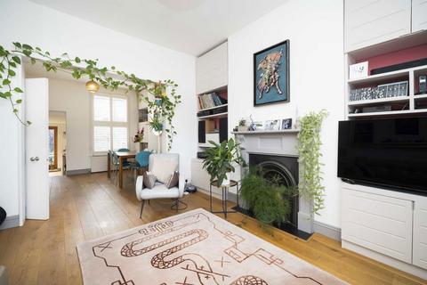 8 Fassett Road, London, E8 1PA