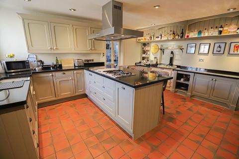 Carr Garth, 18 Bailey Lane, Heysham, Morecambe, LA3 2PS
