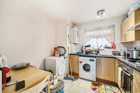 2 bedroom apartment for sale, Parchmore Road, Thornton Heath, CR7