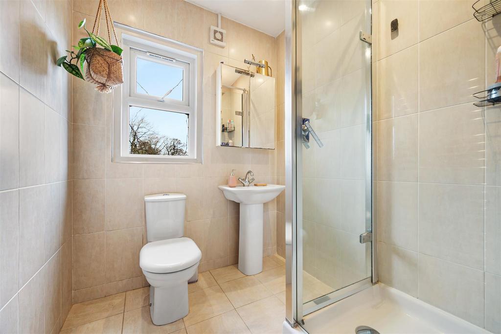 Family Shower Room